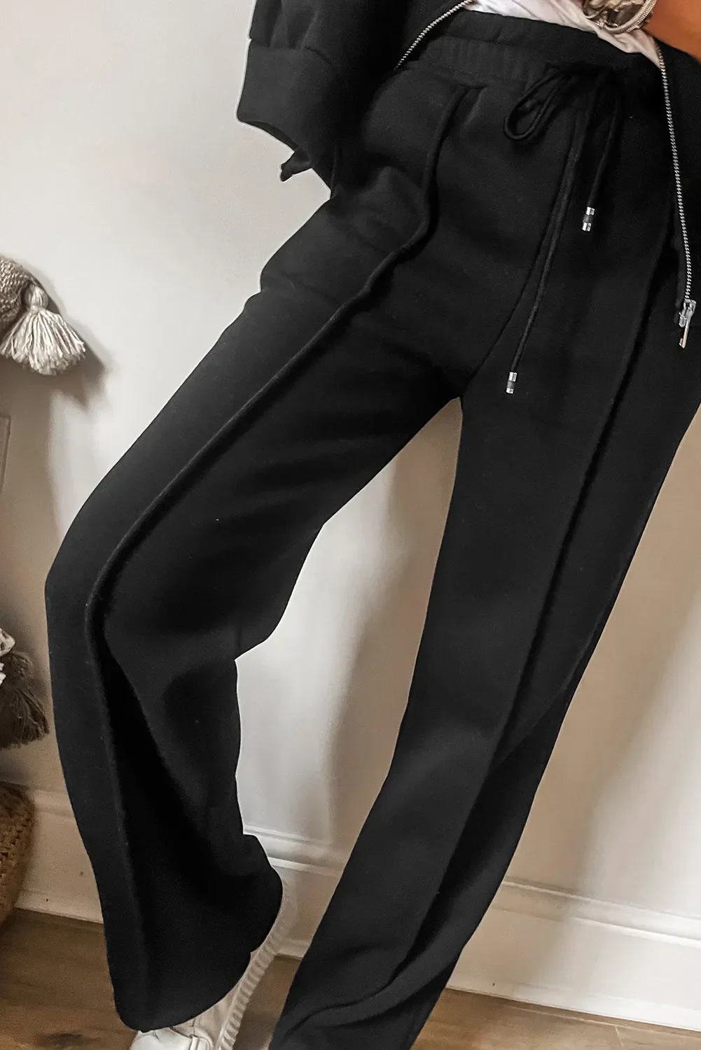 Marta | Long-sleeved top and zip-up trousers set - Image 8