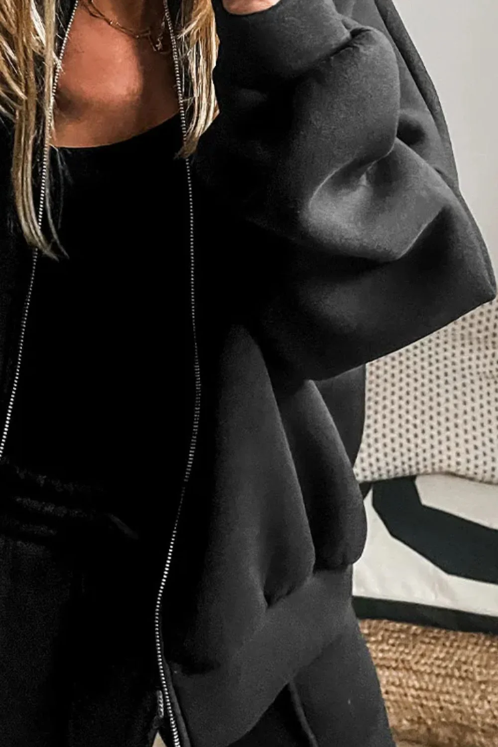 Marta | Long-sleeved top and zip-up trousers set - Image 9