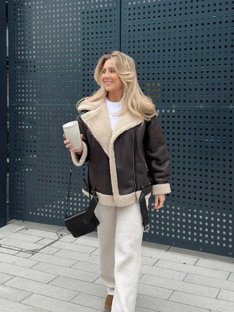 Marta | Fashionable winter coat: long sleeve women's jacket - Image 3