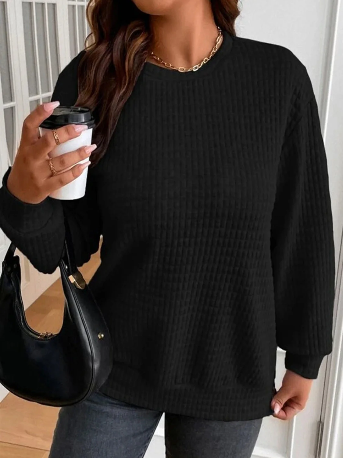 Martina | Structured long-sleeved crew neck sweatshirt - Image 7