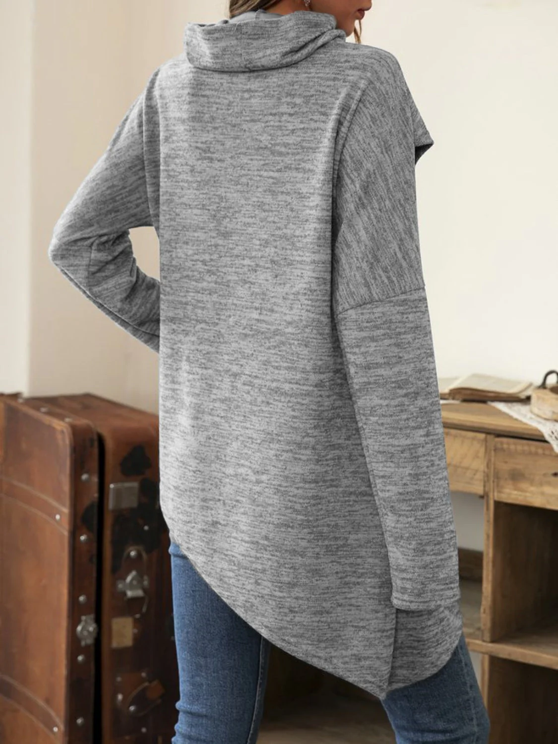 Matilde | Long sleeve t-shirt with asymmetric hem and cowl neckline - Image 9