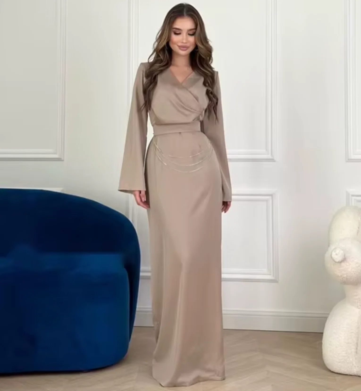 Melania® | Elegant Satin Dress With Flared Sleeves - Image 2