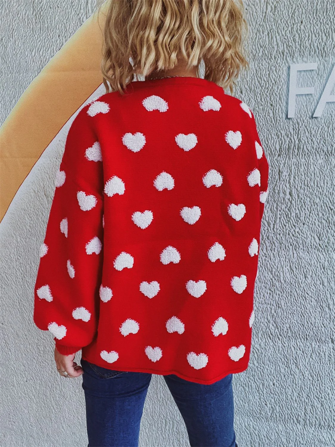 Melanie | Long-sleeved cardigan with heart buttons - Image 13