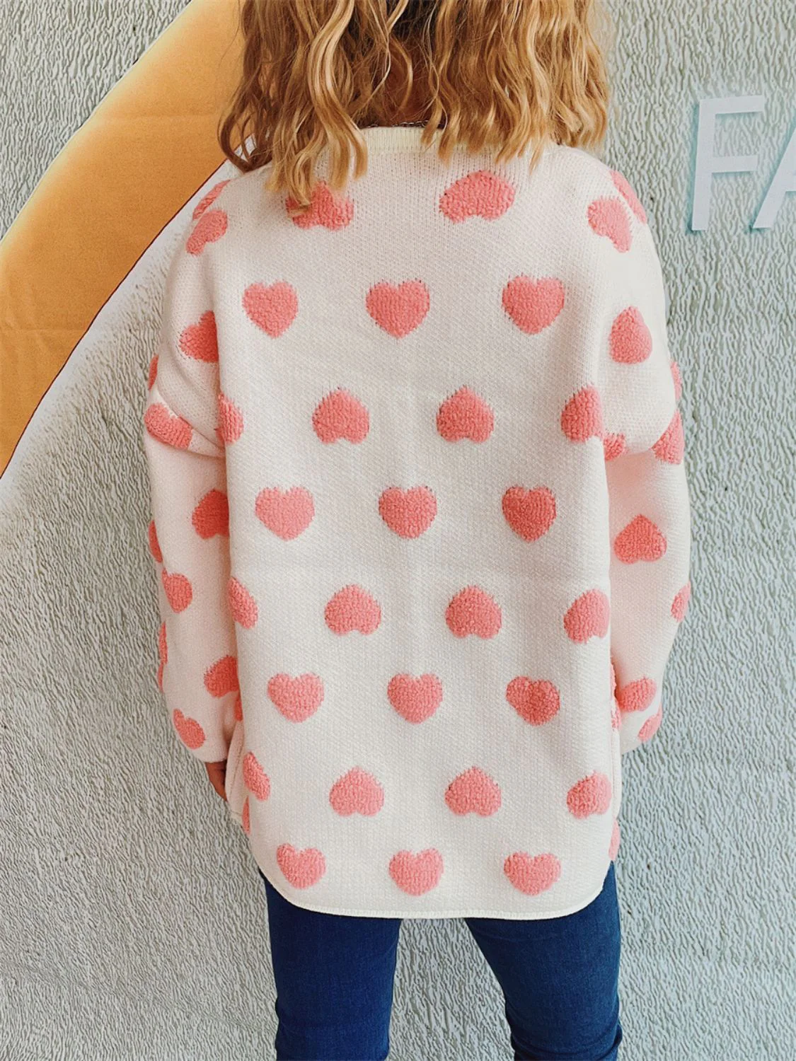 Melanie | Long-sleeved cardigan with heart buttons - Image 5