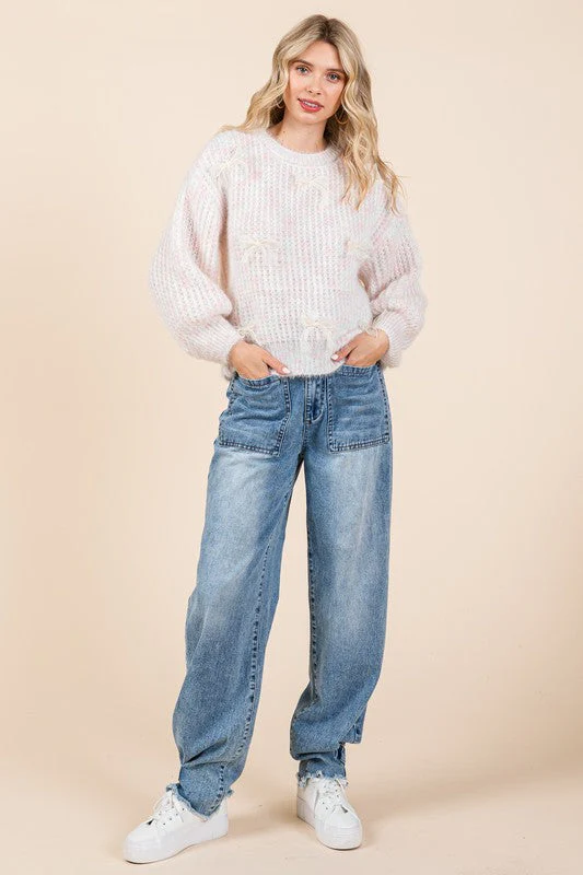 Melina | Heavy knit sweater with bow embroidery - Image 13
