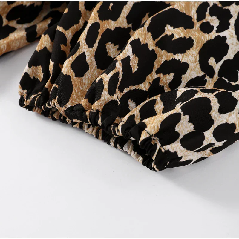 Melissa® | Leopard Lace Blouse With Bubble Sleeves - Image 4