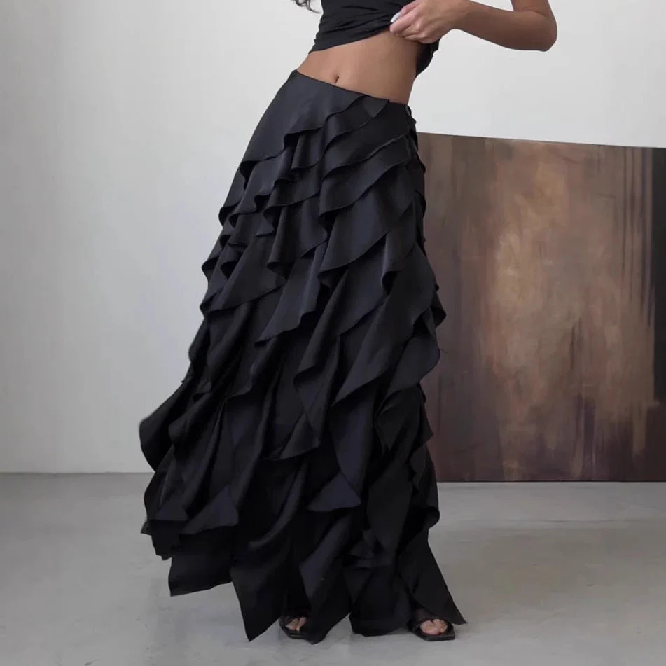 Mercedes® | Women'S Evening Dress With Flowing Ruffle Details - Image 3