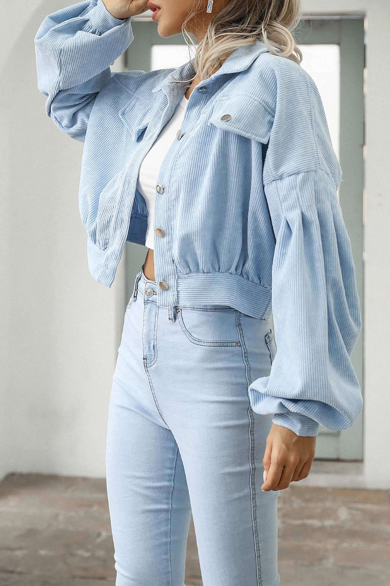 Mia | Single-breasted, short corduroy jacket - Image 11