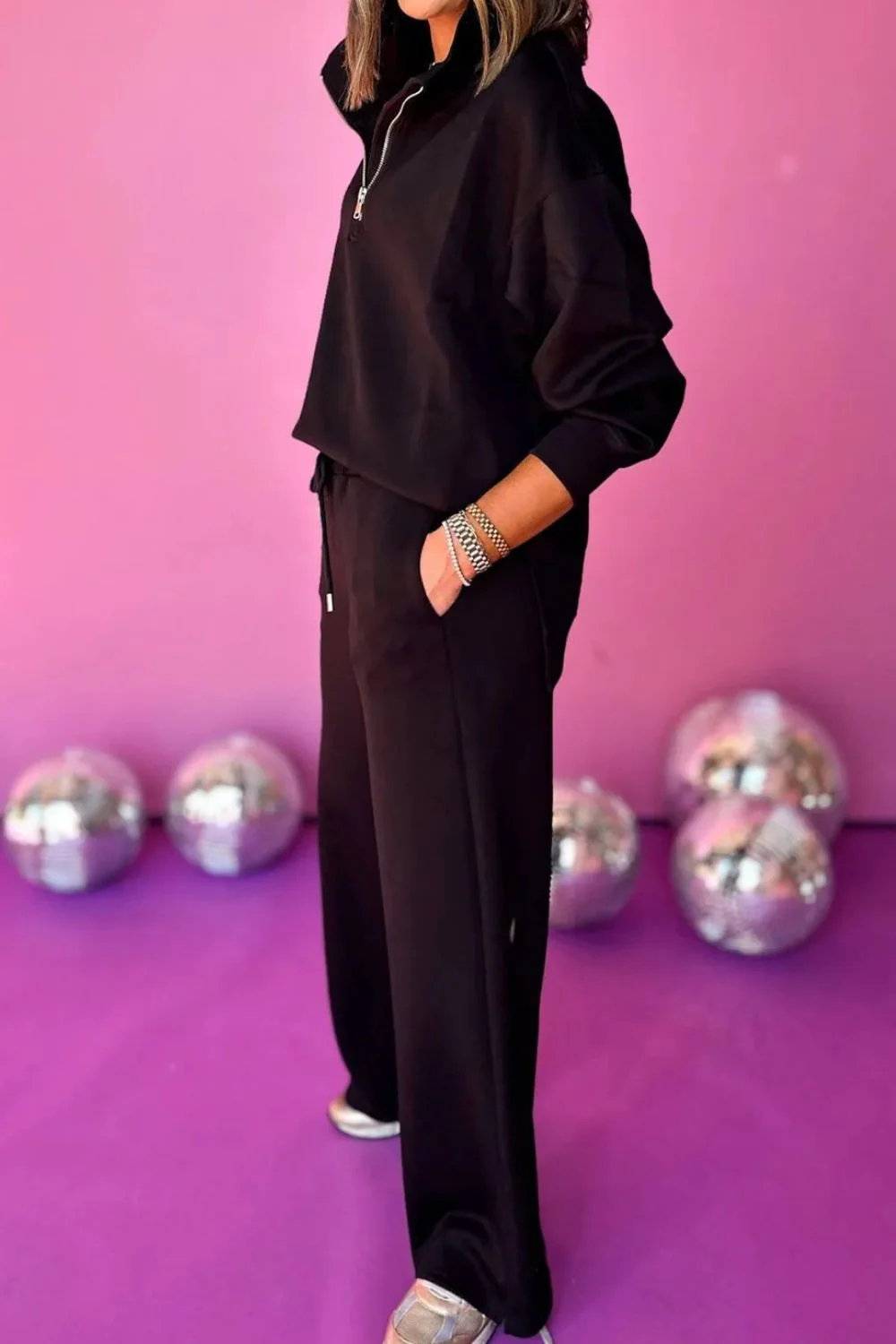 Milagros | Long sleeve top and pants set with a turtleneck and half zip - Image 3