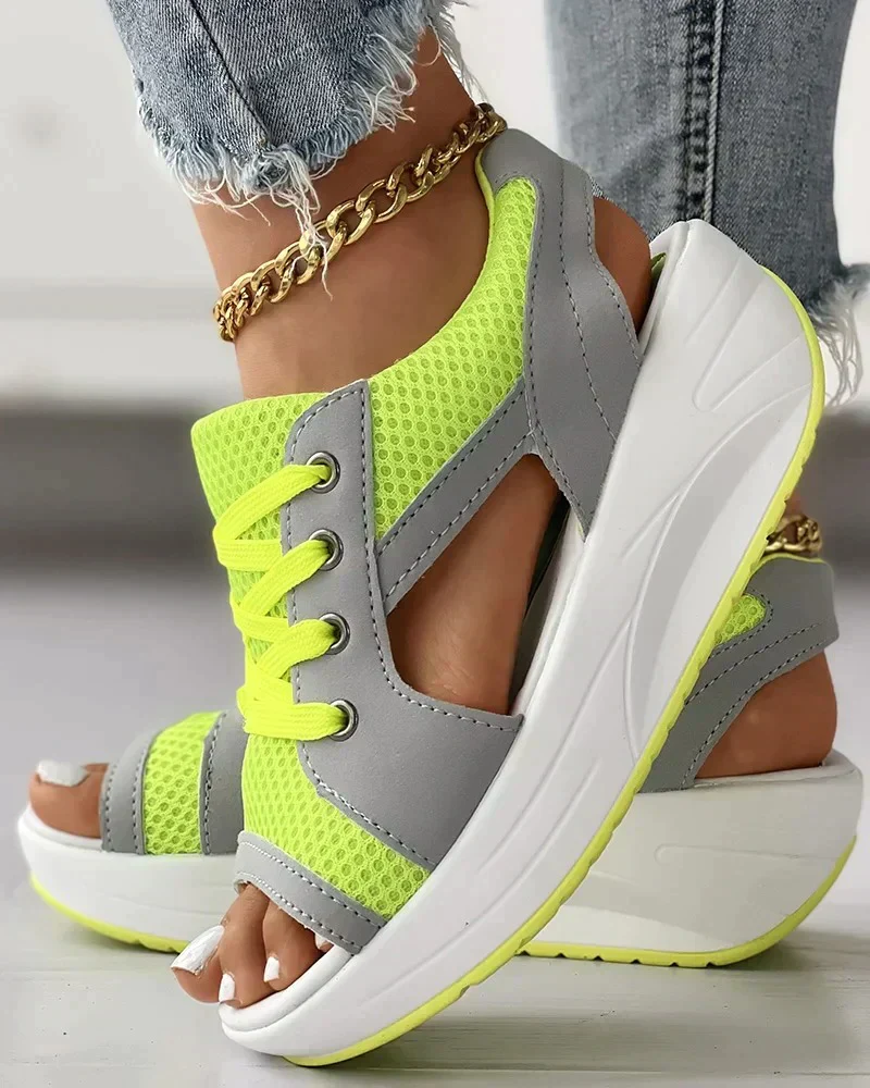 Milagros® | Stylish Sandals With Contrast Insert And Arch Support - Image 3