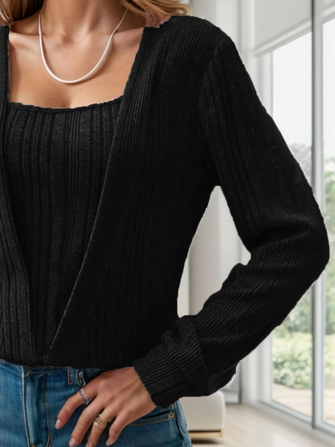 Milena | Long sleeve t-shirt with a square neckline - Image 8