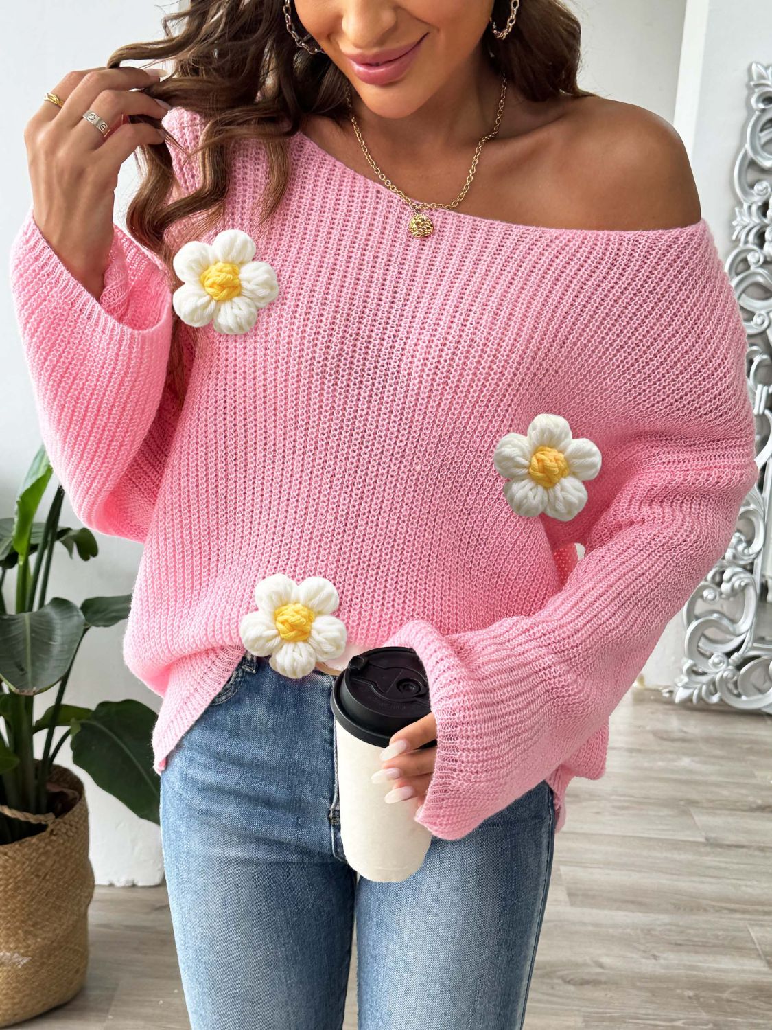 Mirjam | Long-sleeved sweater with a floral crew neck - Image 6