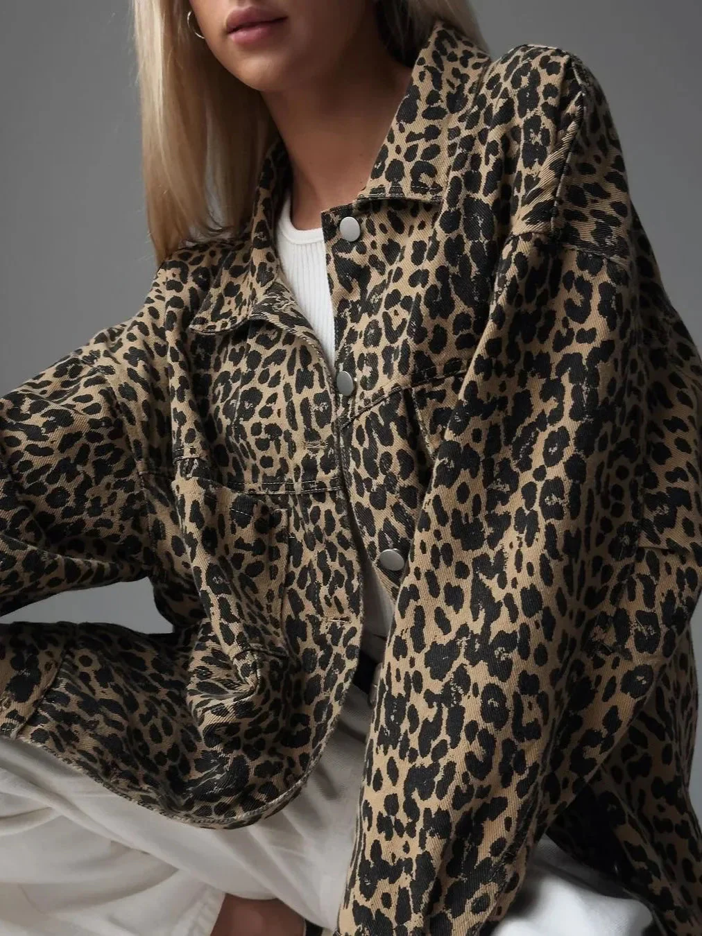 Mirjam® | Women's leopard print denim jacket - Image 2