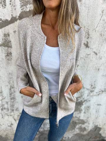 Monica | Chic and relaxed winter garment - Image 3