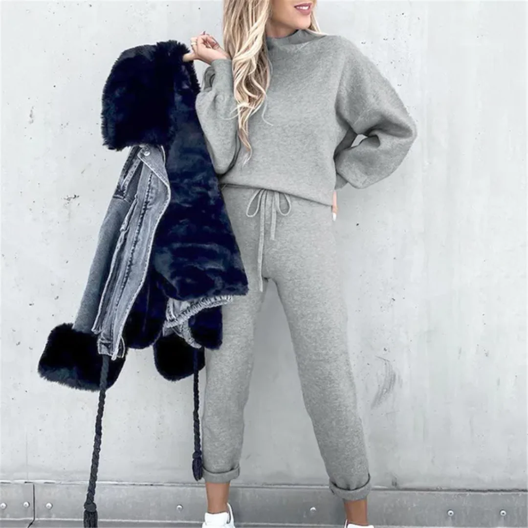 Mónica® | Comfortable and trendy women's tracksuit - Image 4