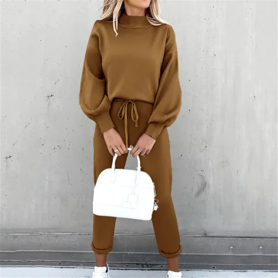 Mónica® | Comfortable and trendy women's tracksuit - Image 8