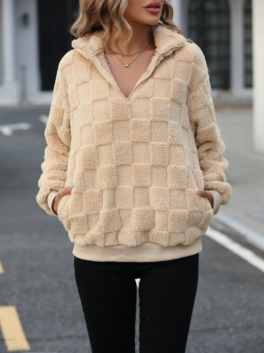 Monica | Fluffy long-sleeved quarter-zip sweatshirt - Image 5