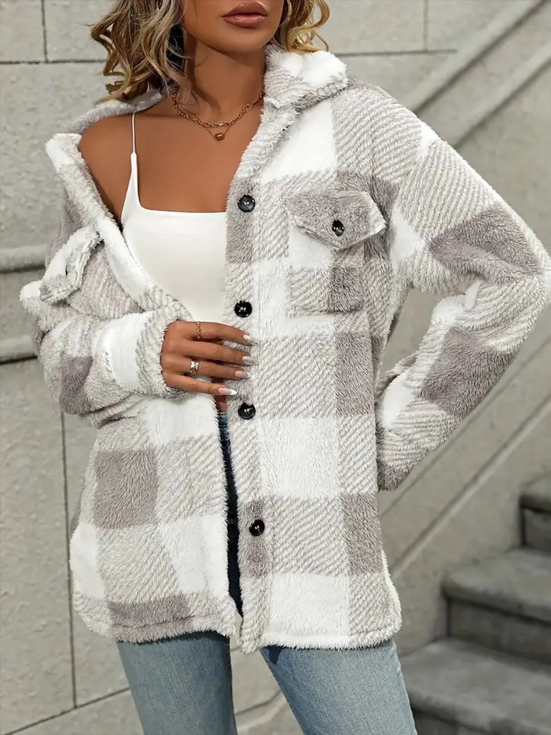 Nadia | Checked plush coat with dropped shoulders and long sleeves - Image 8