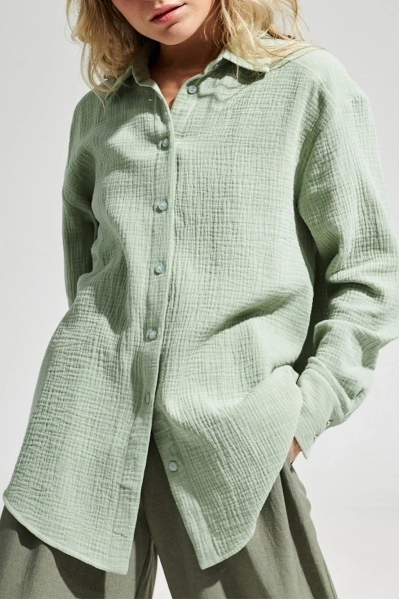 Nadia | Elegant tops with a plain turn-down collar - Image 9