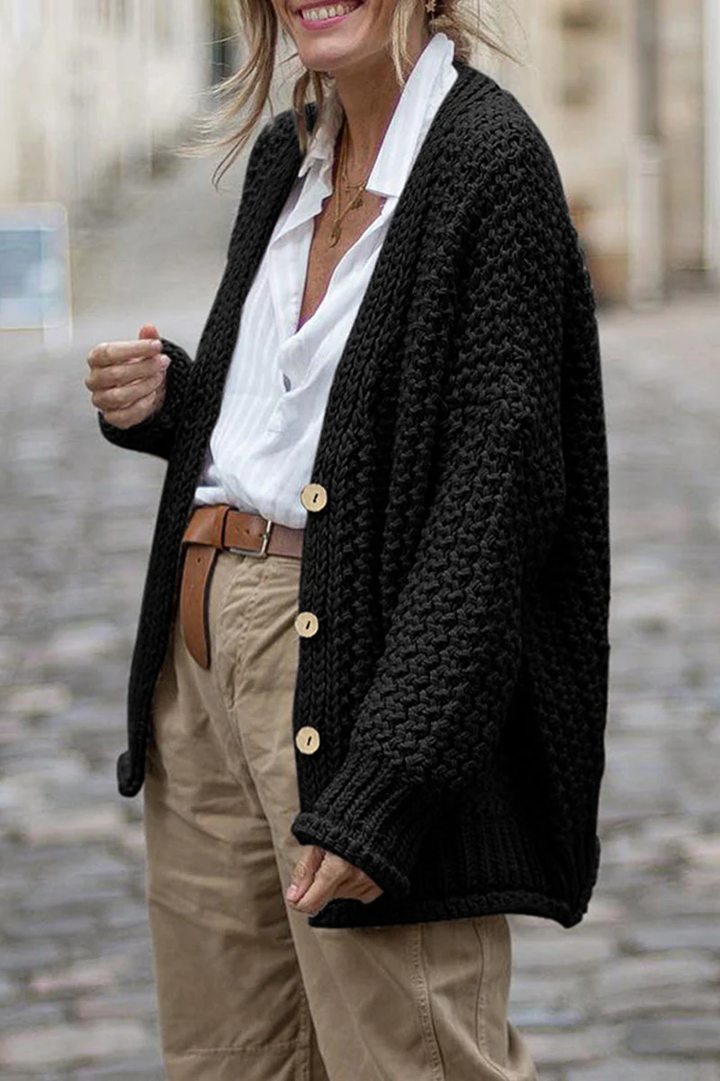 Nadia | Tailored and elegant winter cardigan - Image 2