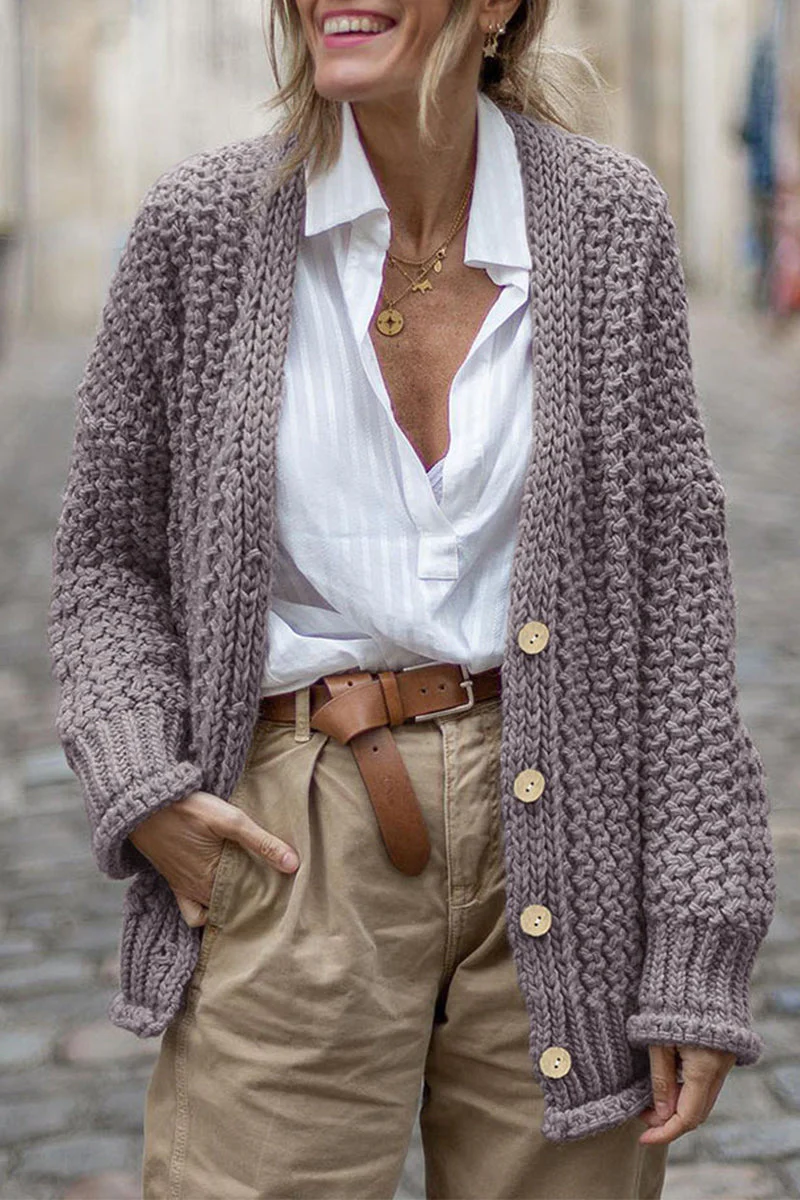 Nadia | Tailored and elegant winter cardigan - Image 6