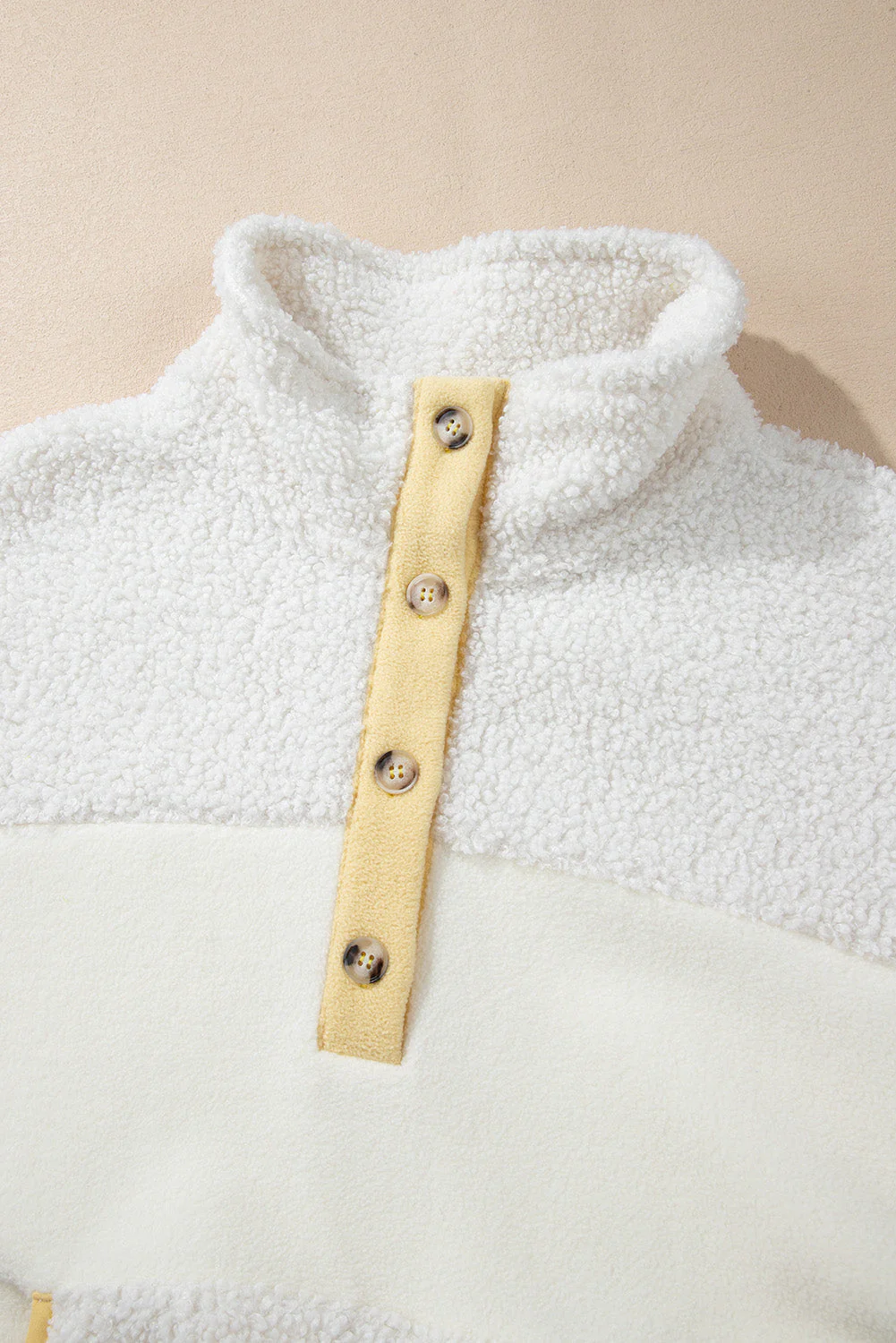 Natalia| Fashionable and minimalist winter garment - Image 11