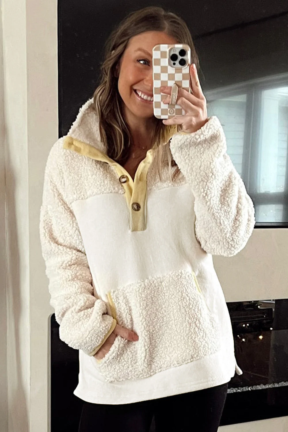 Natalia| Fashionable and minimalist winter garment - Image 4