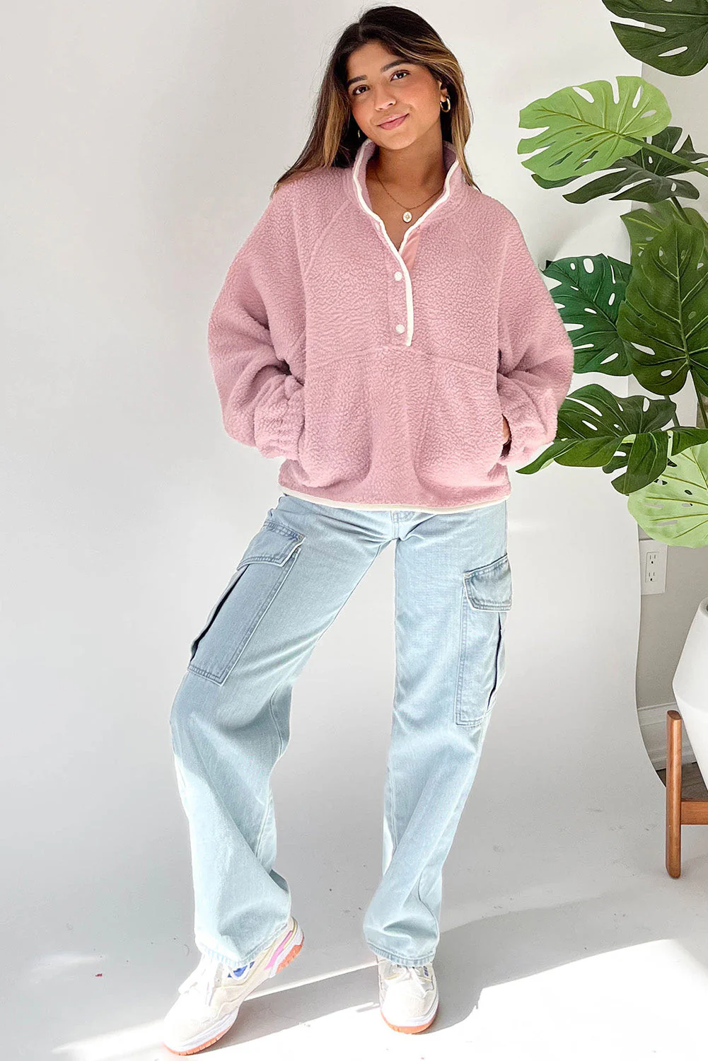 Natalia | Long-sleeved sweatshirt with a half-length snap fastening and side slit pockets - Image 2