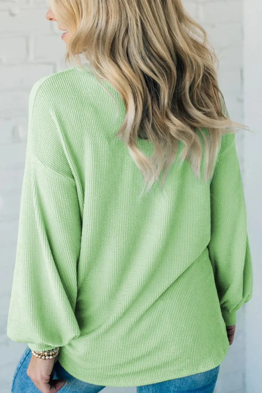 Nerea | Structured top with a round neckline and dropped shoulders - Image 3