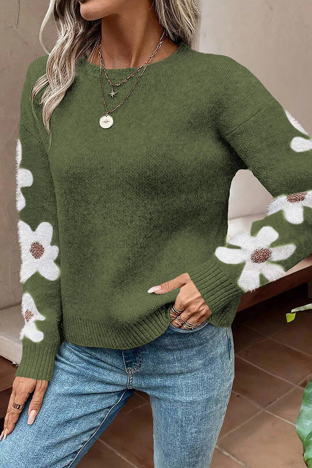 Nicolasa | Fashionable and effortless winter sweater - Image 9