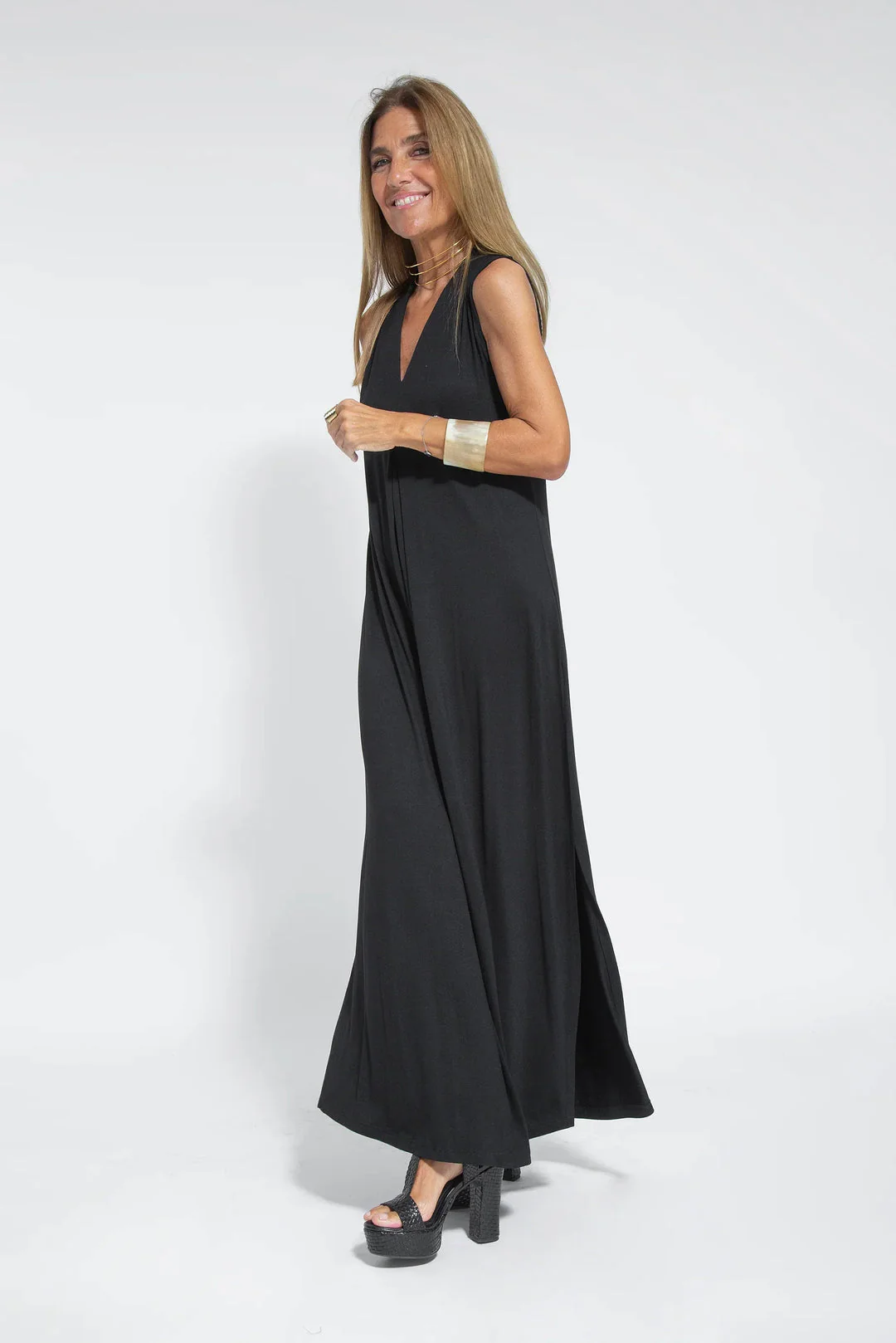 Nicole® | Long Dress With V-Neck - Image 7