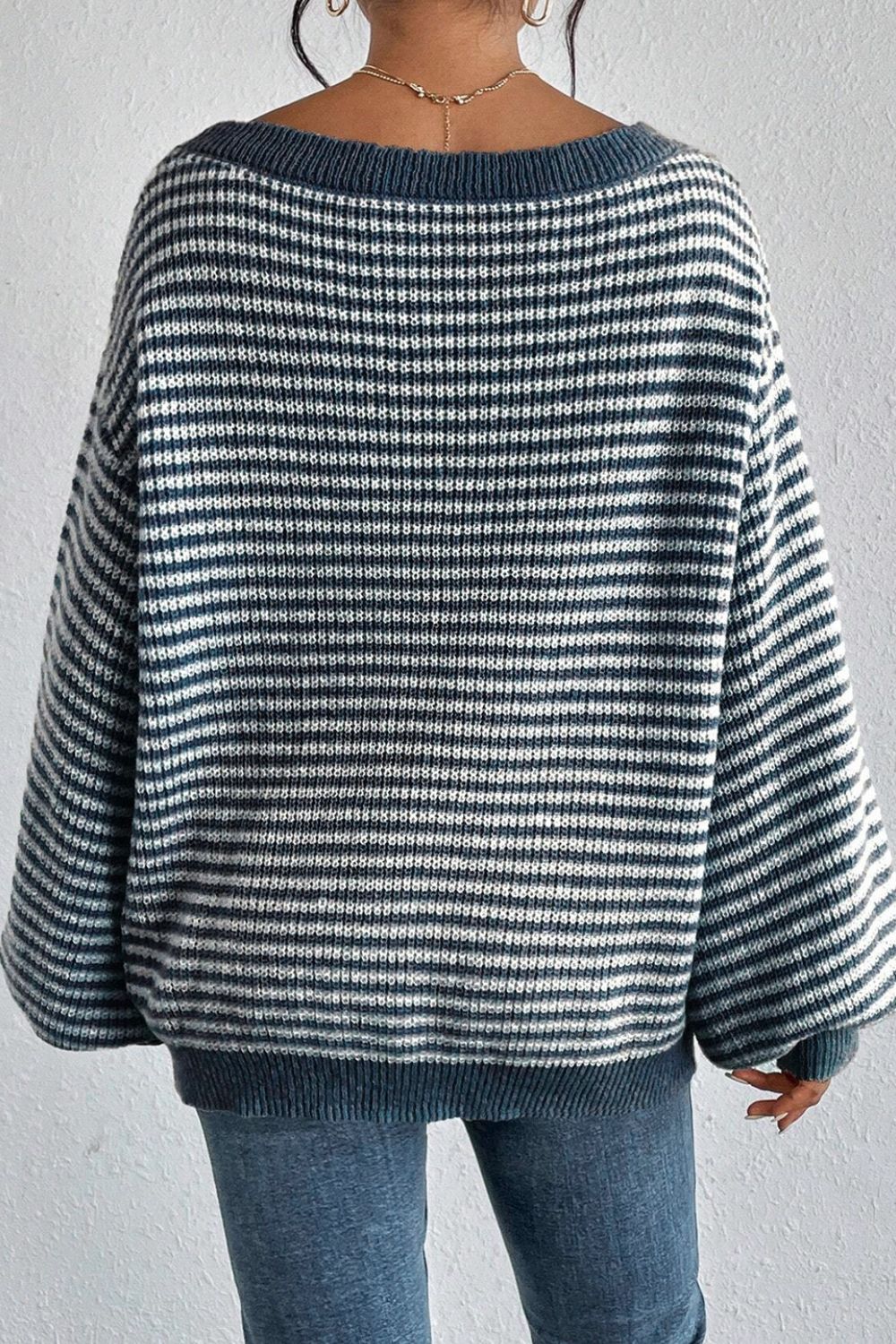 Noelia | Striped long-sleeved sweater with a boat neck - Image 5