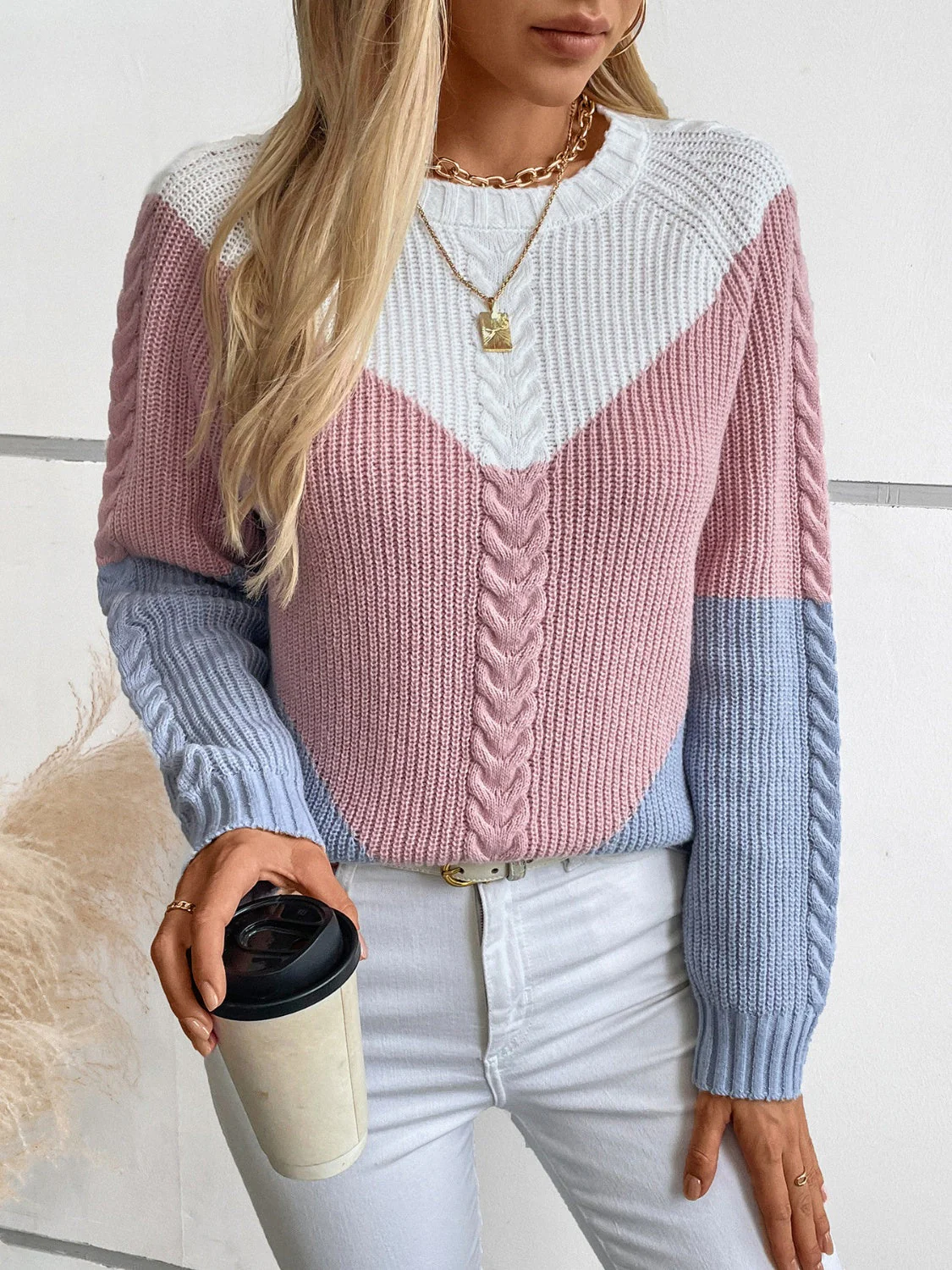 Nora | Color block sweater with a crew neck and long sleeves - Image 6