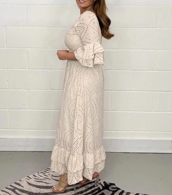 Nora® | Fashionable Dress With Ruffled Sleeves - Image 4