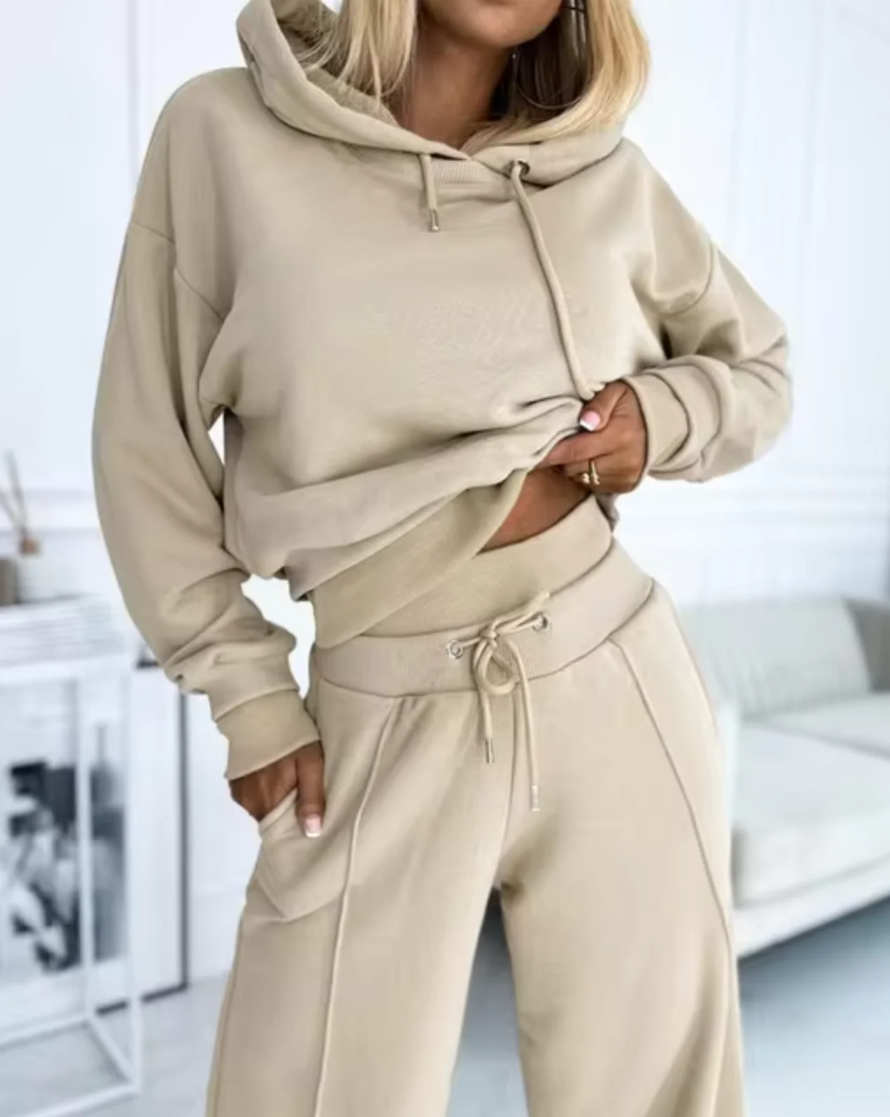 Nora | Two piece set with hoodie and wide leg pants - Image 4