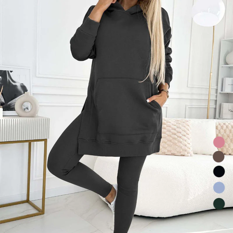 Norma | Casual and comfortable jogging suit with hood