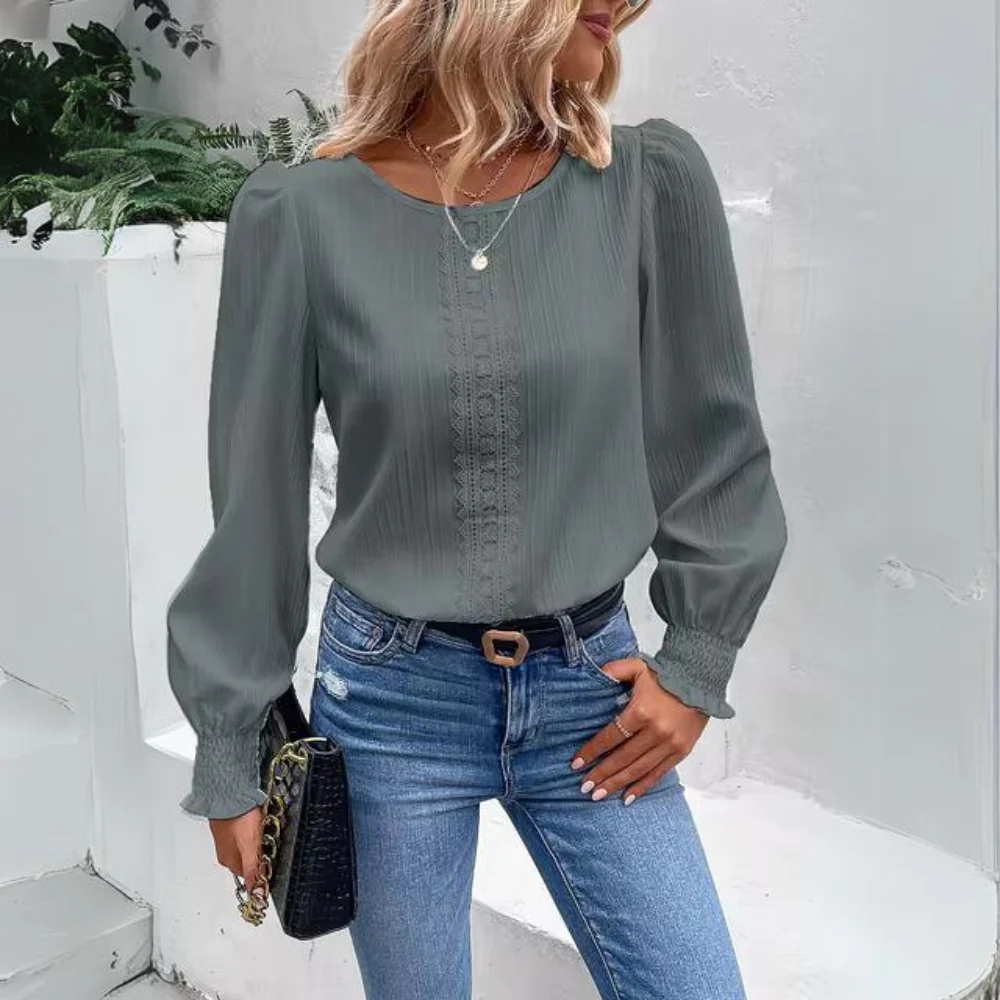 Norma | Casual blouse with sleeves - Image 3