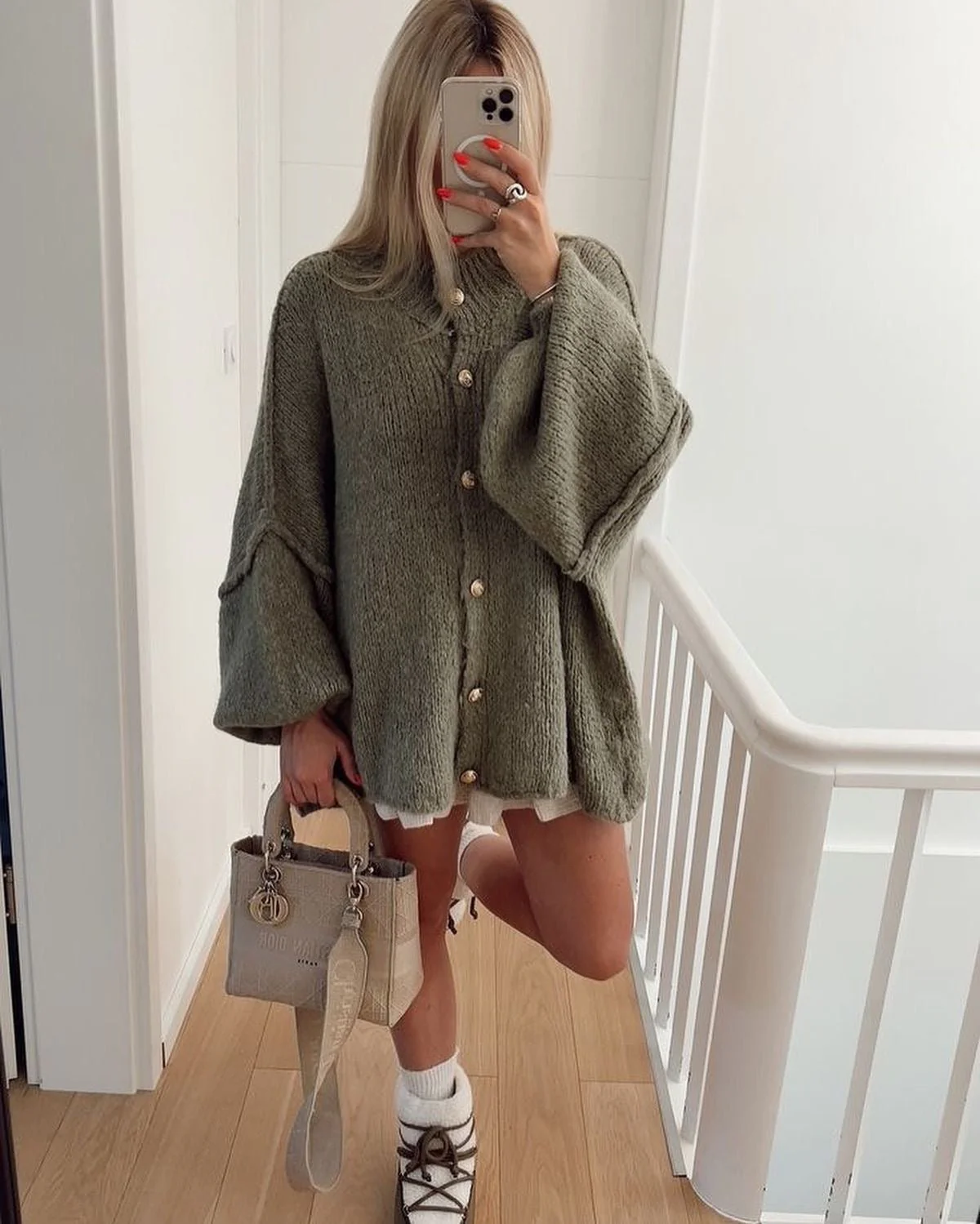 Norma | Extra large cardigan - Image 10