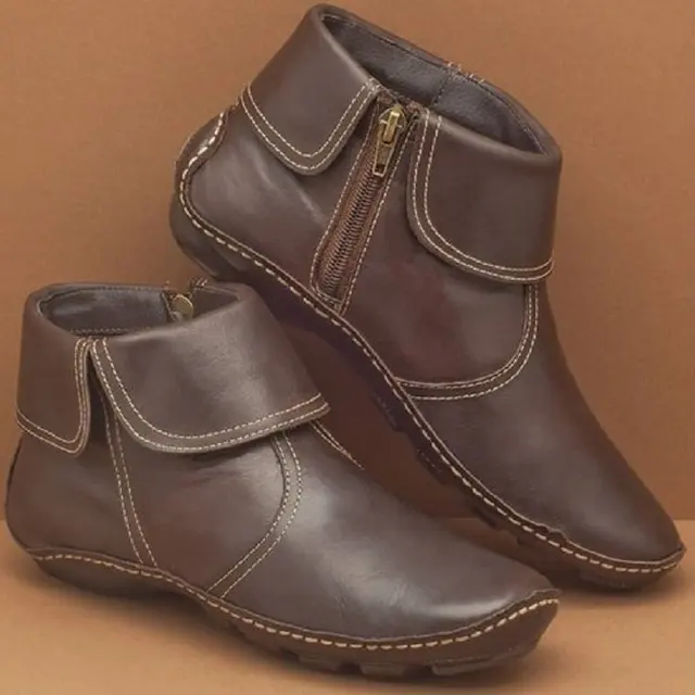 Nuria | Durable orthopedic boots