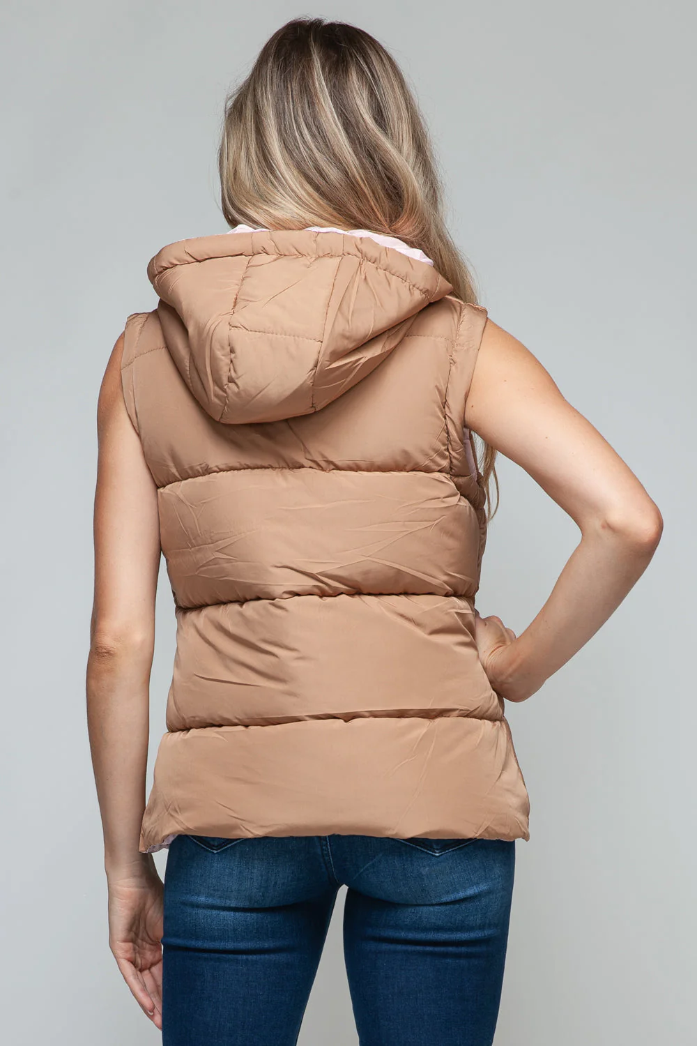 Nuria | Snobbish hooded vest with snap and zip fastening - Image 2