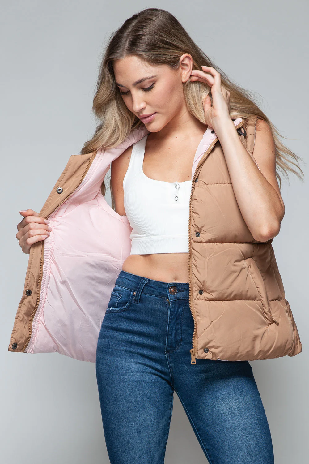 Nuria | Snobbish hooded vest with snap and zip fastening - Image 4