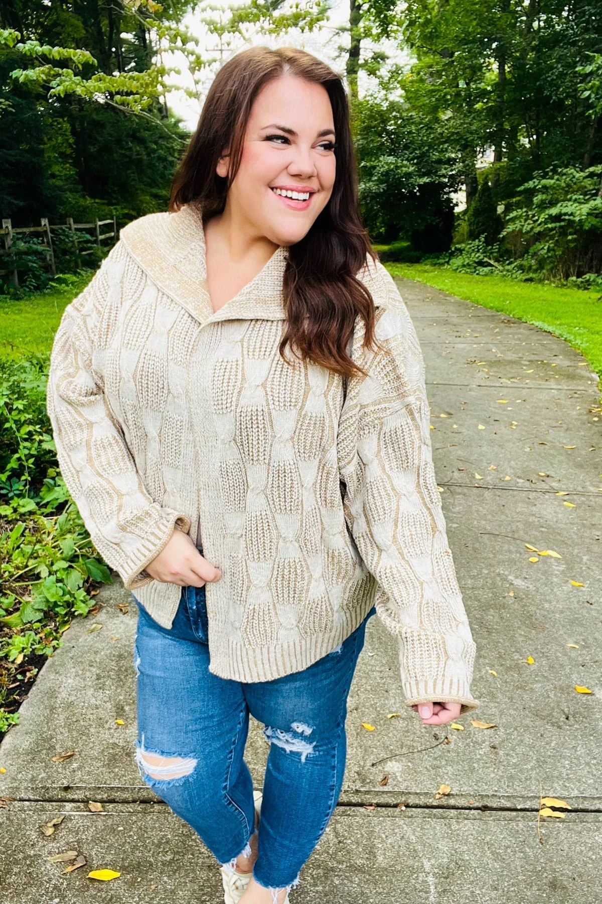 Odette | Autumn Vibes Taupe structured cable knit cardigan with collar - Image 3