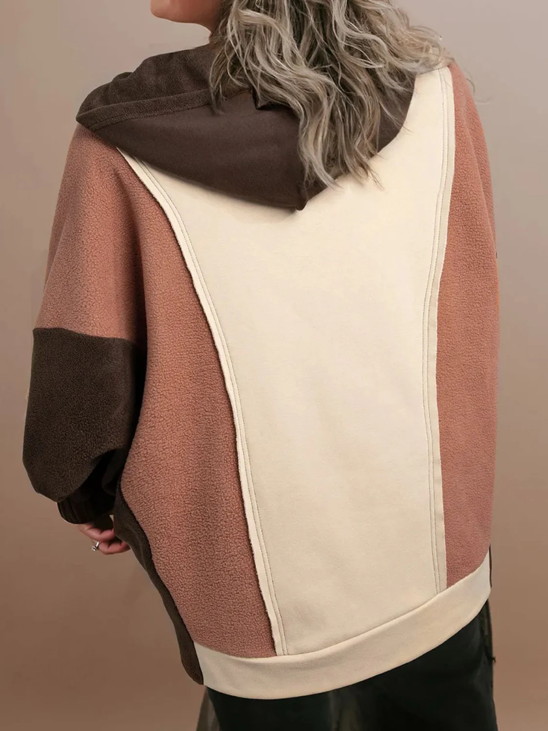 Ofelia | Relaxed and stylish winter hoodie