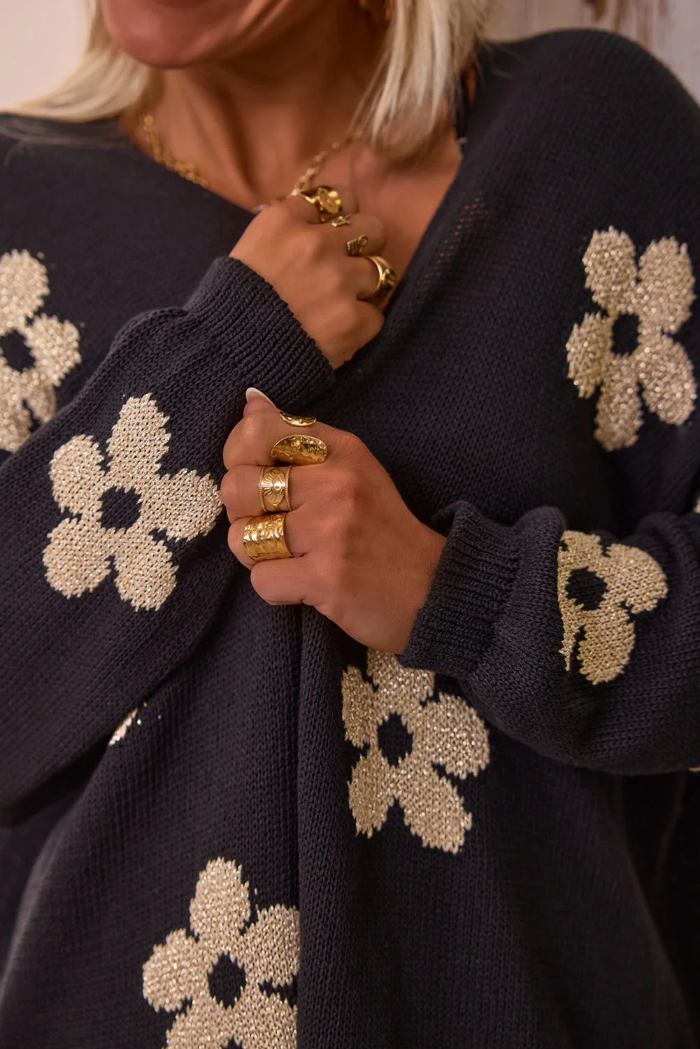 Olga | Elegant and versatile winter cardigan - Image 6