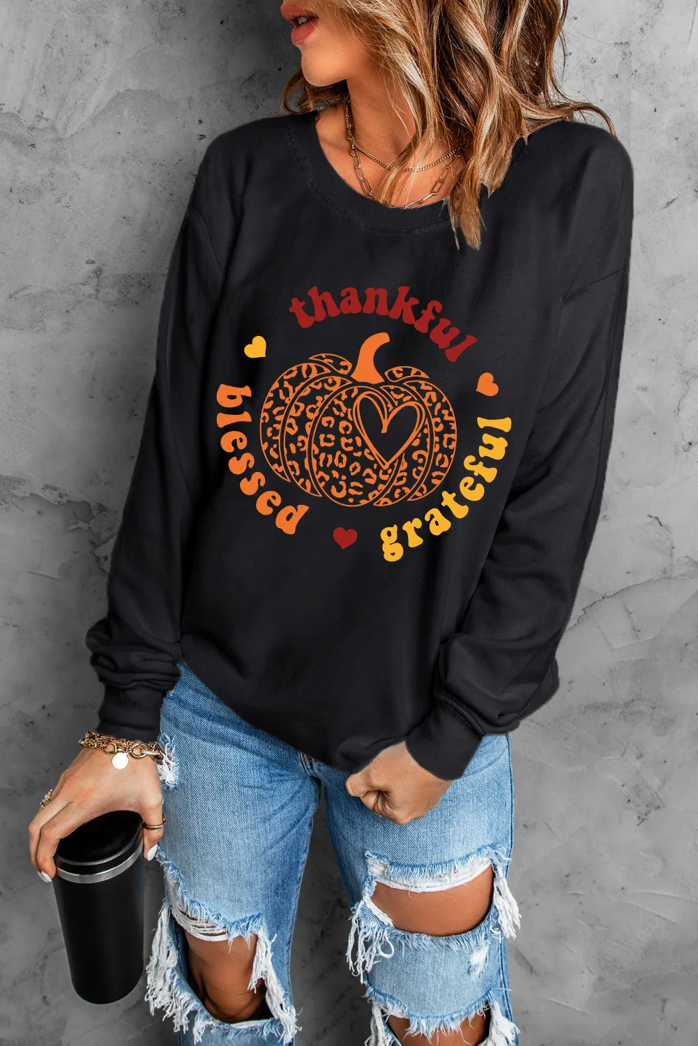 Olga | Long-sleeved sweatshirt with a pumpkin graphic - Image 2