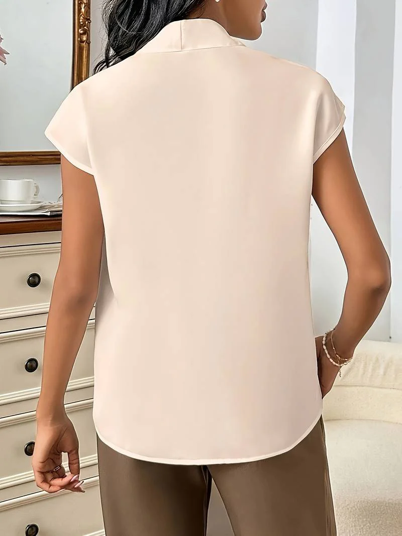 Ona® | Beautiful Blouse With A Neckline - Image 2