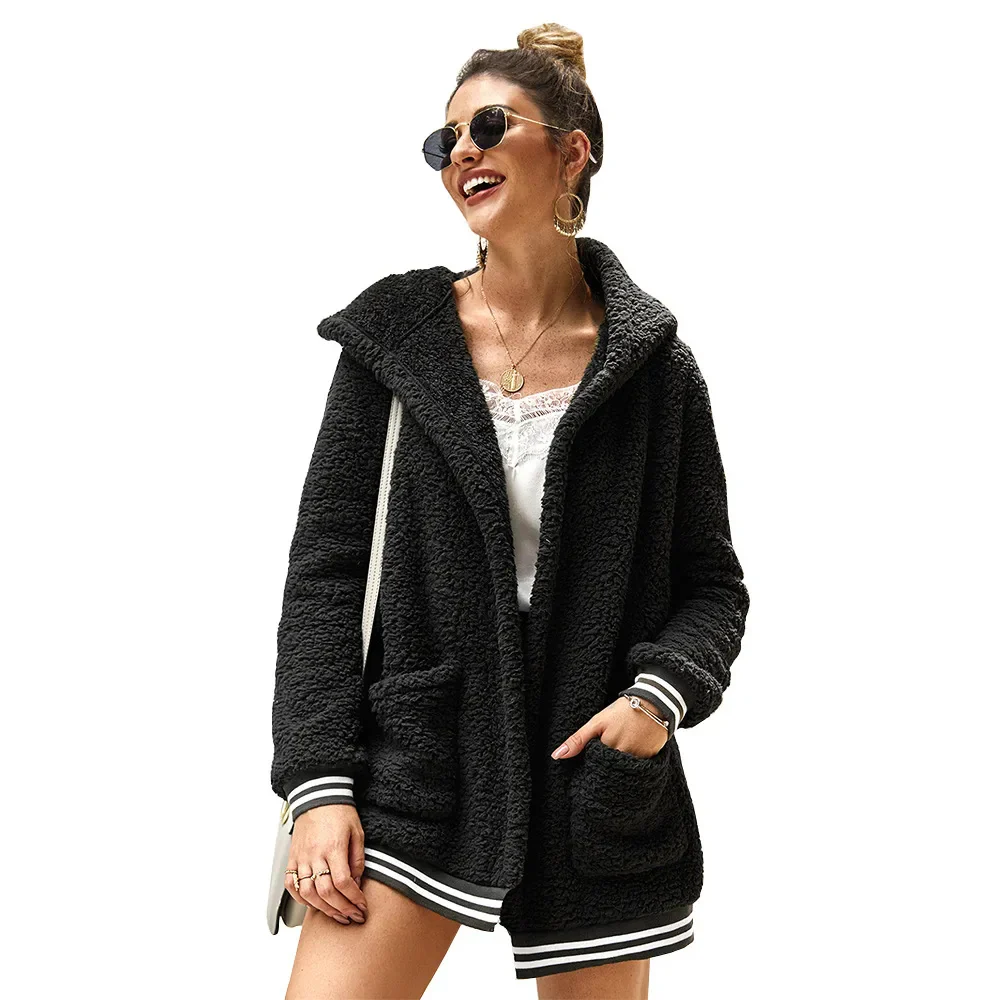 Oriana | Modern and versatile winter garment - Image 12
