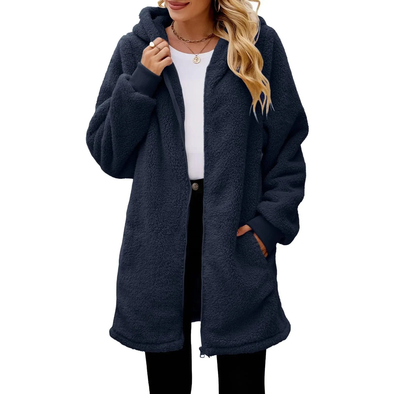 Oriana | Relaxed and stylish winter garment - Image 13