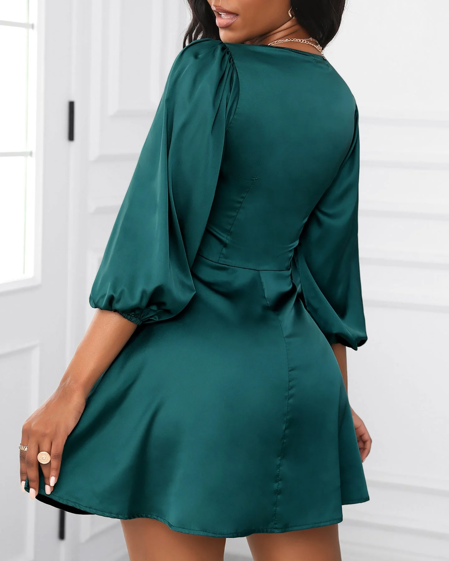 Orietta® | Green Women'S Satin Dress With Bow - Image 2