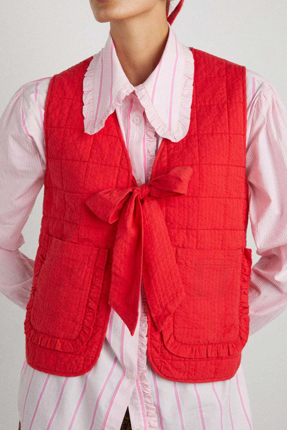 Ornella | Knotted ruffle vest coat with pockets